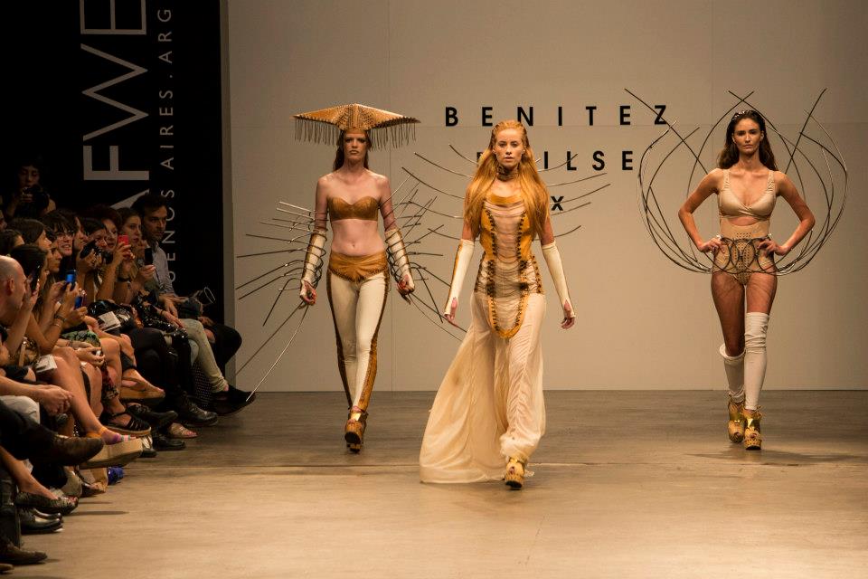Benitez Emilse - Quitar la Carne - Pasarela - 26