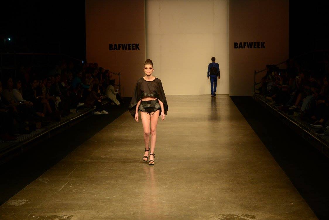 Benitez Emilse x - Heronina - Pasarela - Nicolas Storino - 1