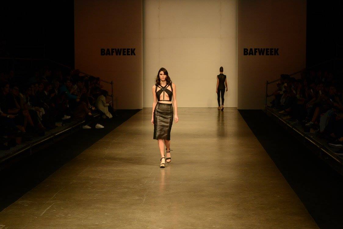 Benitez Emilse x - Heronina - Pasarela - Nicolas Storino - 13