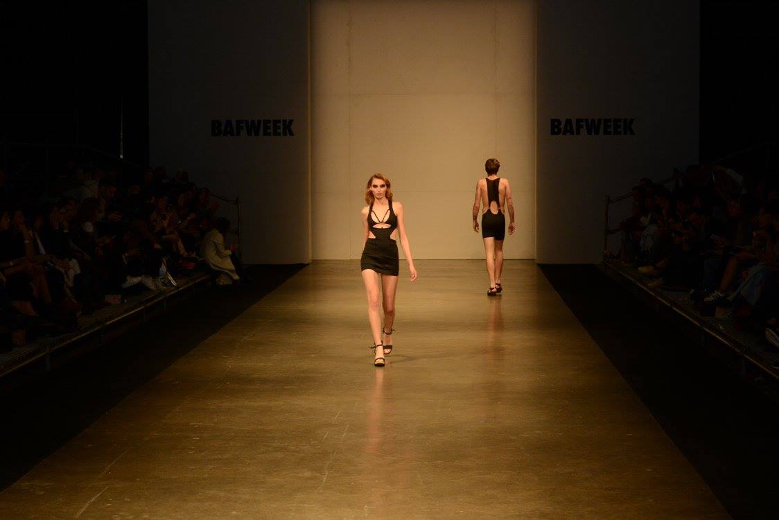Benitez Emilse x - Heronina - Pasarela - Nicolas Storino - 14