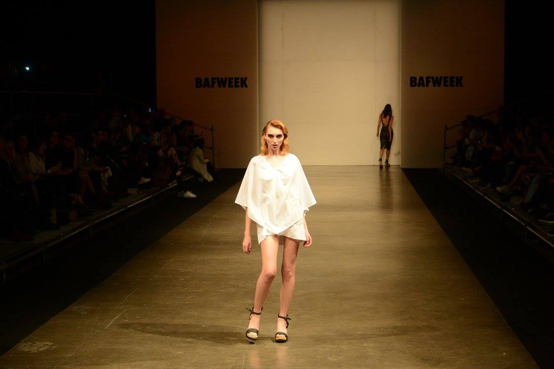 Benitez Emilse x - Heronina - Pasarela - Nicolas Storino - 17