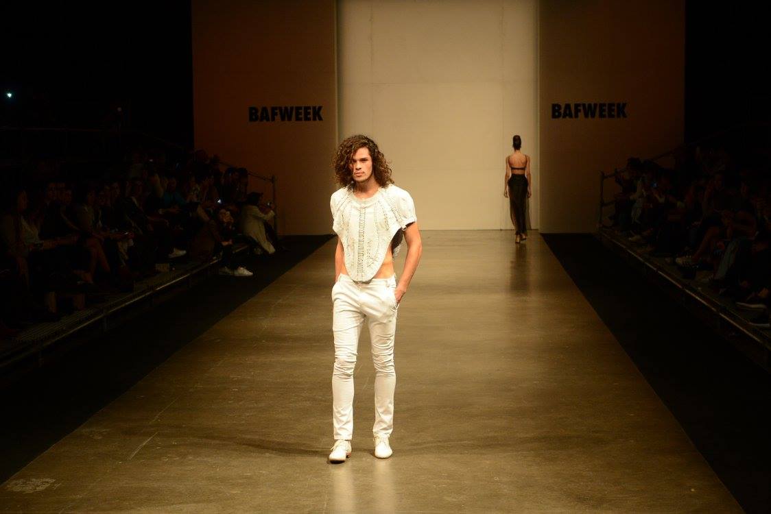 Benitez Emilse x - Heronina - Pasarela - Nicolas Storino - 18