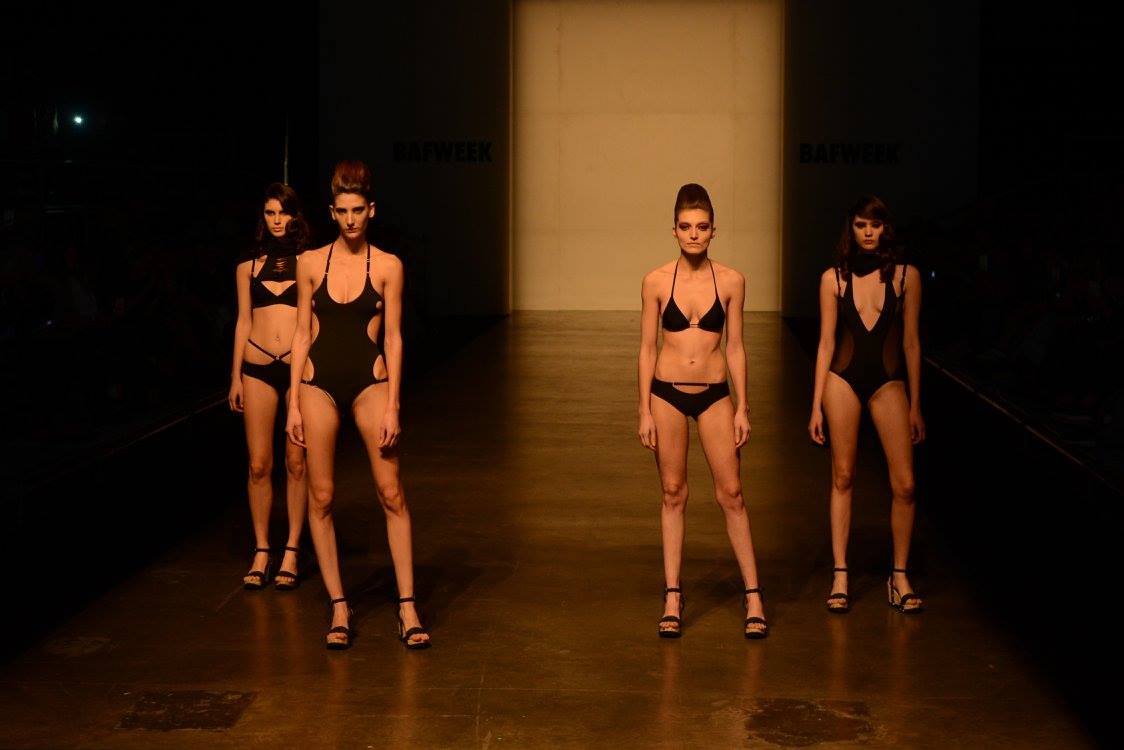 Benitez Emilse x - Heronina - Pasarela - Nicolas Storino - 19