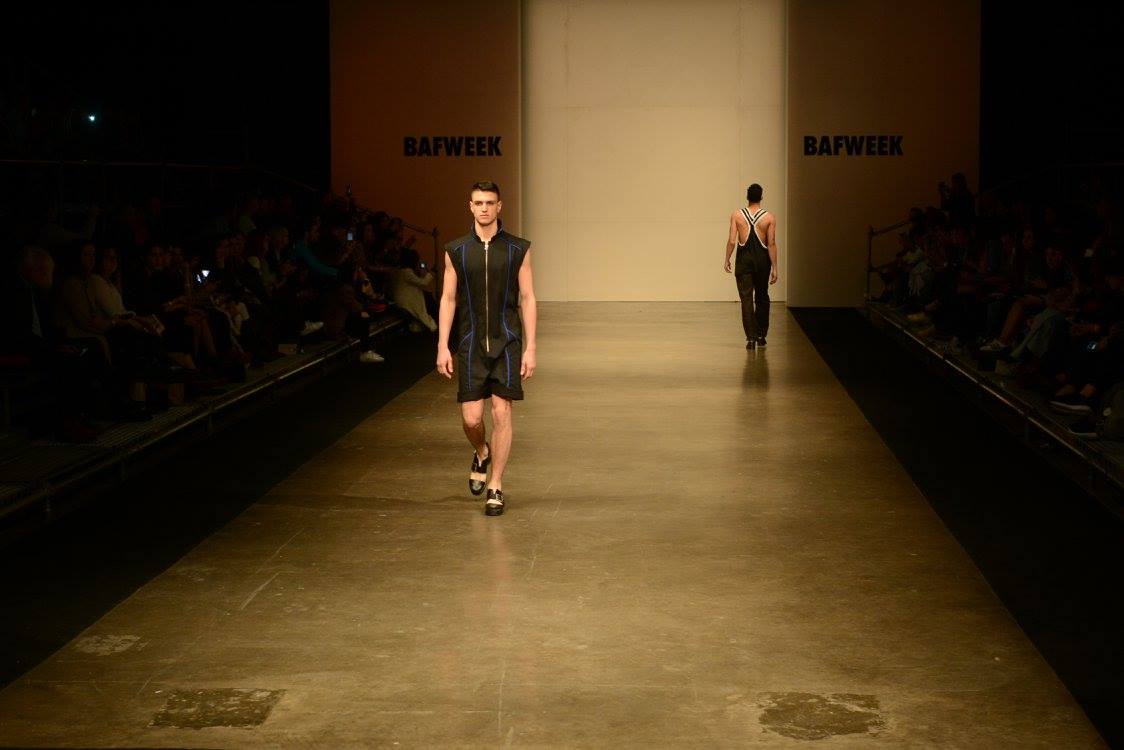 Benitez Emilse x - Heronina - Pasarela - Nicolas Storino - 23