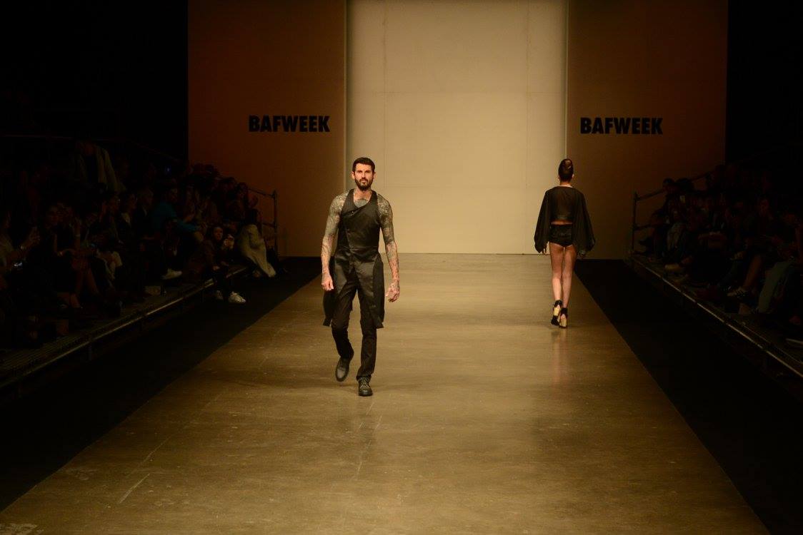 Benitez Emilse x - Heronina - Pasarela - Nicolas Storino - 29