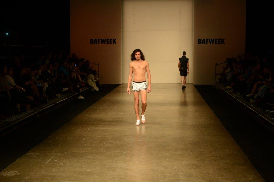 Benitez Emilse x - Heronina - Pasarela - Nicolas Storino - 3