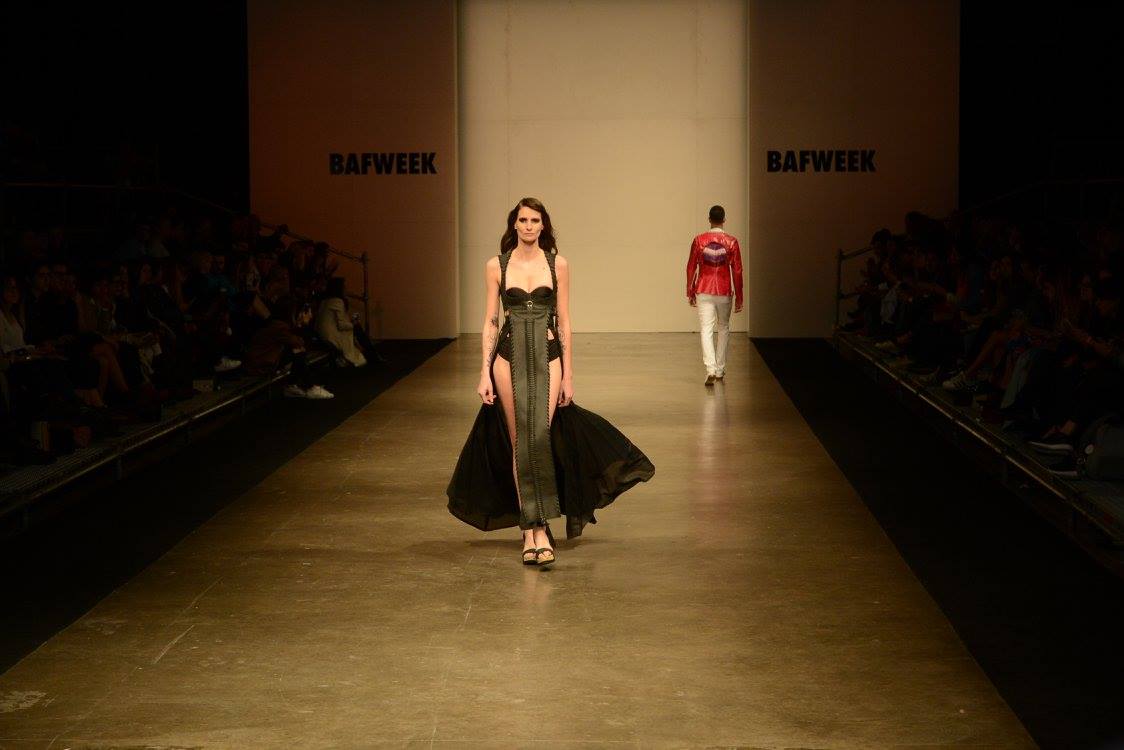 Benitez Emilse x - Heronina - Pasarela - Nicolas Storino - 31