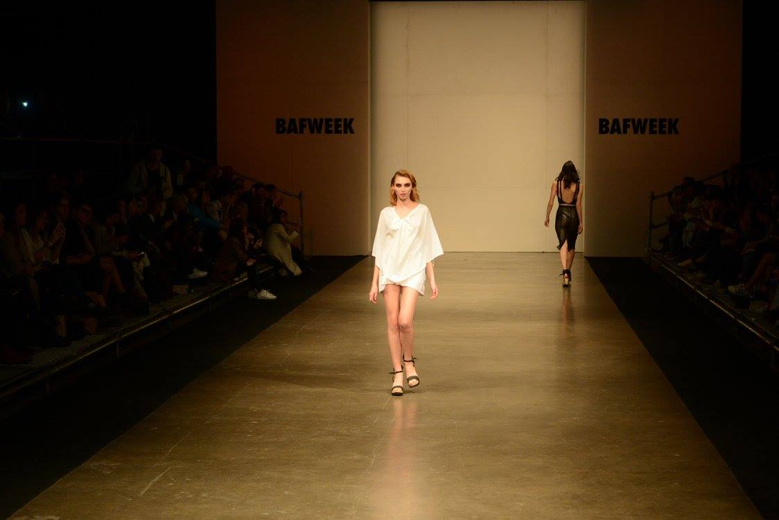 Benitez Emilse x - Heronina - Pasarela - Nicolas Storino - 33