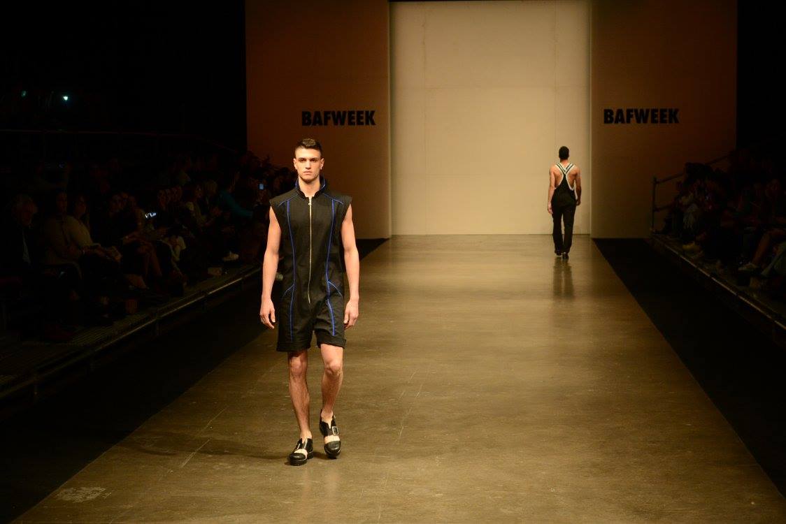 Benitez Emilse x - Heronina - Pasarela - Nicolas Storino - 42