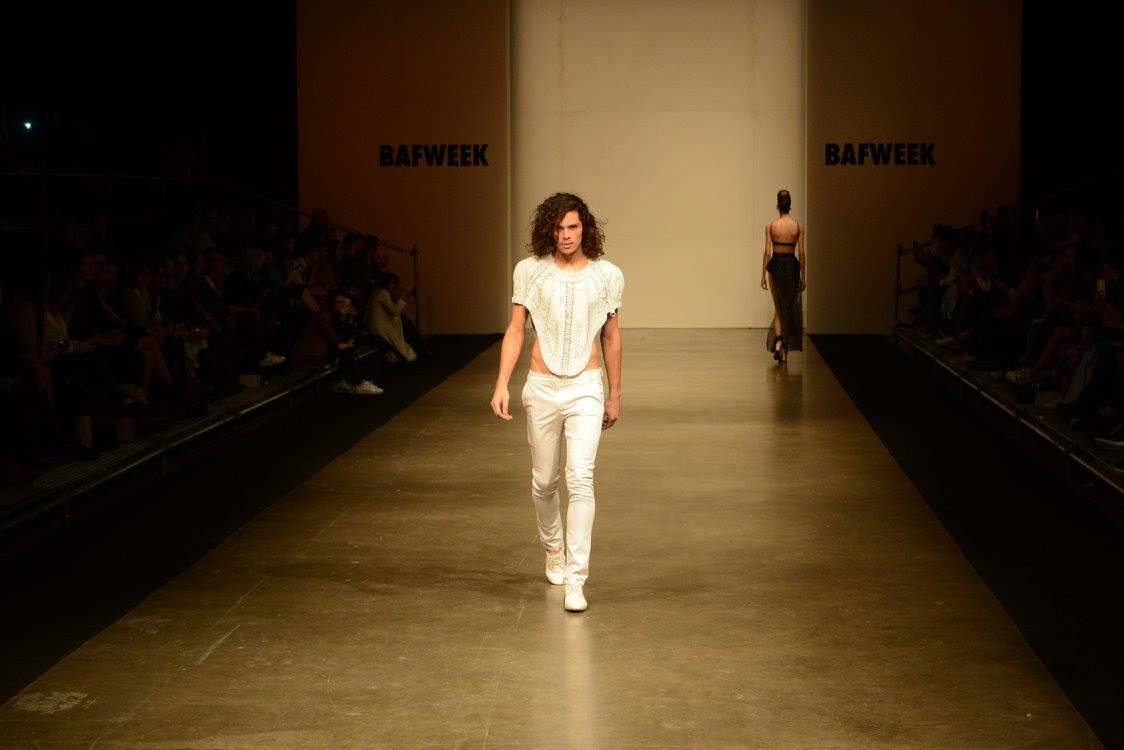 Benitez Emilse x - Heronina - Pasarela - Nicolas Storino - 45