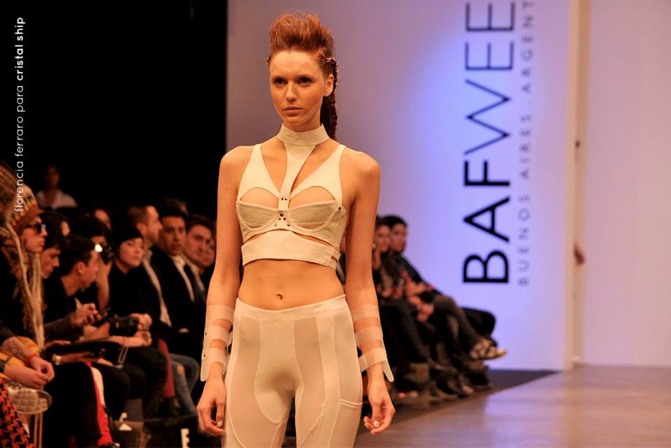 Emilse Benitez x - Pasarela - Vidas Pasadas - Flor Ferraro1