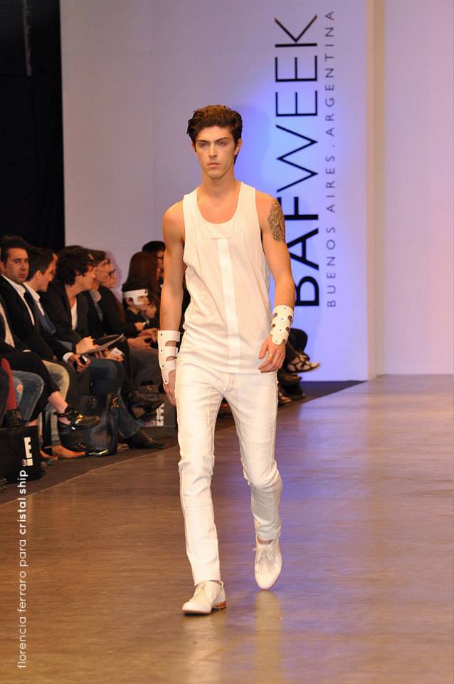 Emilse Benitez x - Pasarela - Vidas Pasadas - Flor Ferraro6
