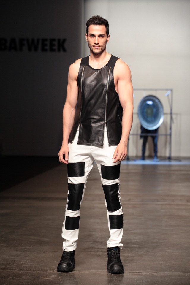 Emilse Benitez x - pasarela - Perdon 62